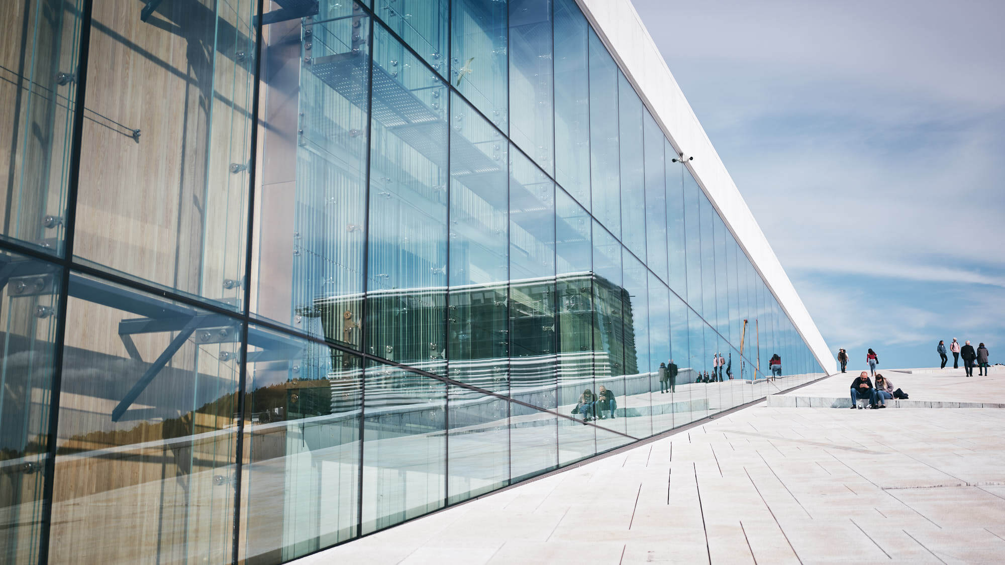 DSCF0881-16x9-Crop-Low (1)