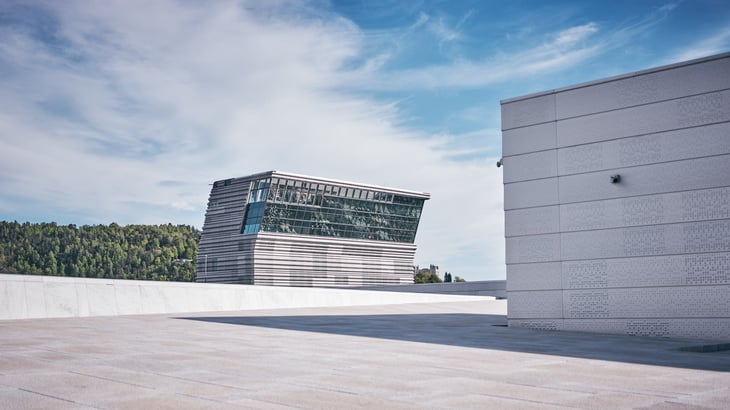 DSCF0962-16x9-Crop-Low